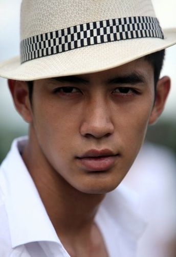 倾倒众生的越南男模林维安(续3)