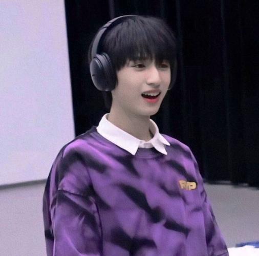 三个字形容你的理想型—严浩翔