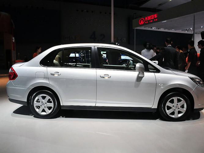 汽车图库 启辰 东风启辰 启辰d50(23/108) 外观图片 参考成交价: 8.