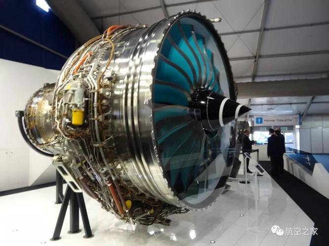三转子涡轮风扇发动机罗·罗rb211设计特点有哪些?|陈光谈航发155