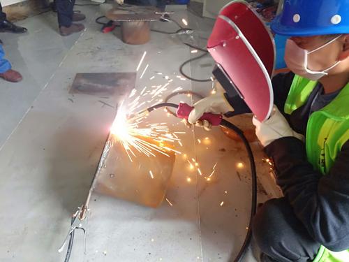 平利县2019年贫困劳动力焊工专业技能培训今日结班啦!