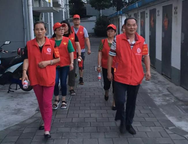 红色义巡——琴川街道颜北社区党员先锋义巡助力平安社区建设