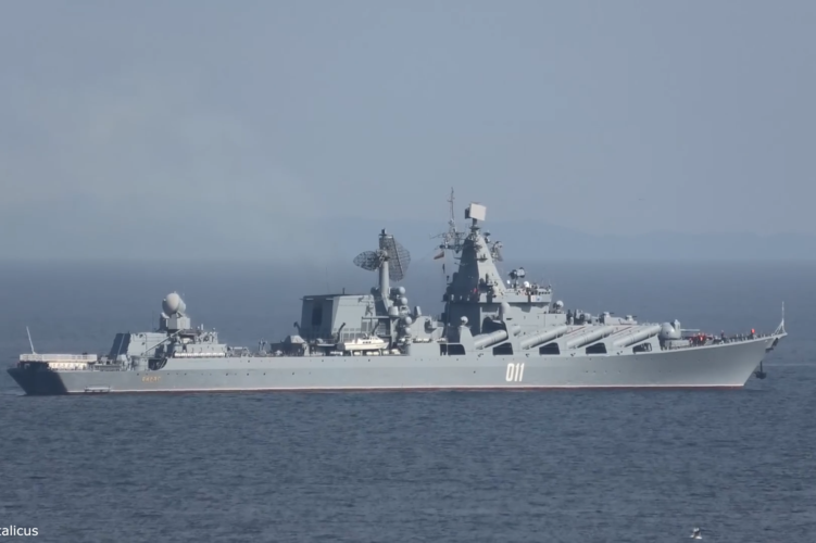 【战舰赏析】俄太平洋舰队旗舰1164型光荣级巡洋舰瓦良格号