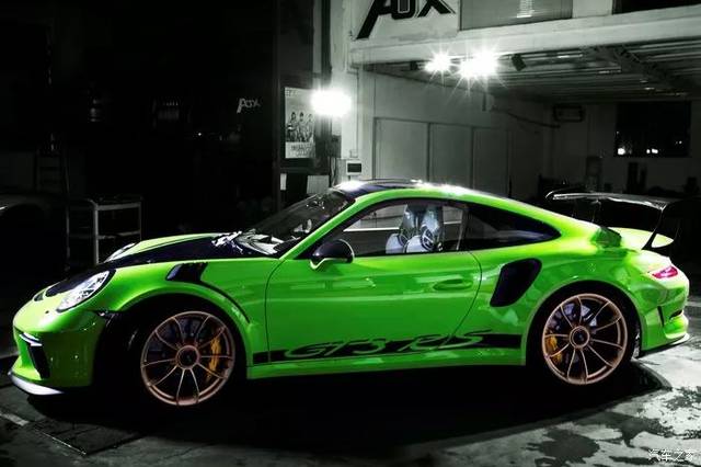 保时捷911的王者荣耀 gt2rs vs gt3rs