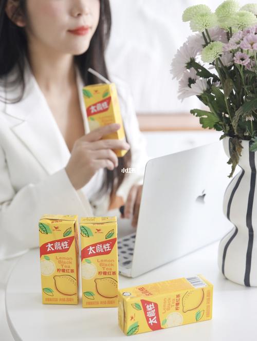今日份甜|统一太魔性柠檬红茶_红茶_解腻_旅游_火锅_好喝的茶饮料