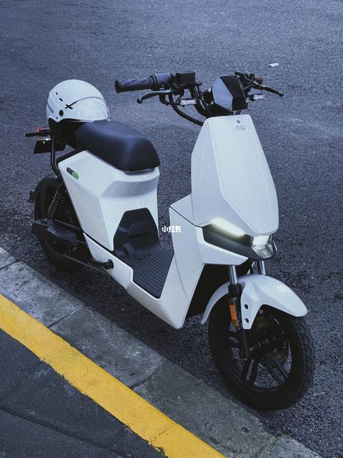 小牛f2电动车帅到没朋友