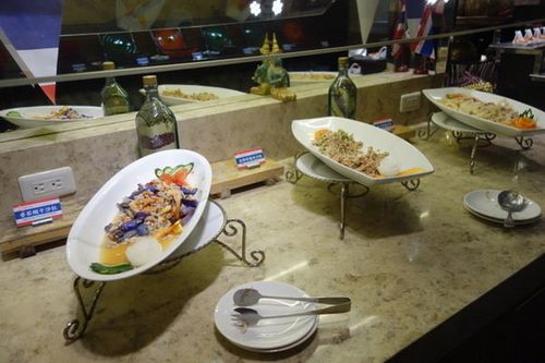 福容大饭店泰咖哩美食飨宴-田园西餐厅 泰式料理 buffet自助餐,美味又