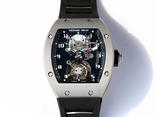 在这里,我建议你买块理查德米勒richardmille手表.
