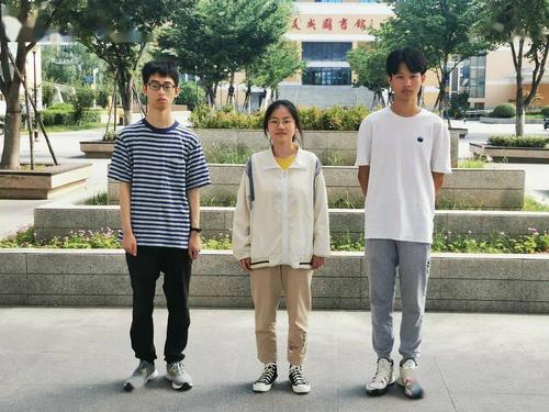 临泉一中李阿敏 是的没错!