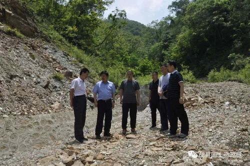 武杨林深入成县检查督导矿山地质环境恢复治理和自然