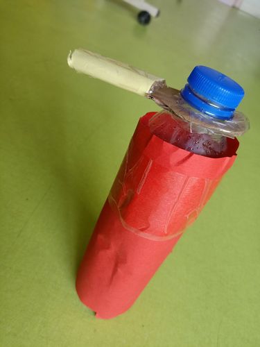【桃林实验幼儿园幼儿园】— 消防安全宣传月"消防亲子手工作品展"