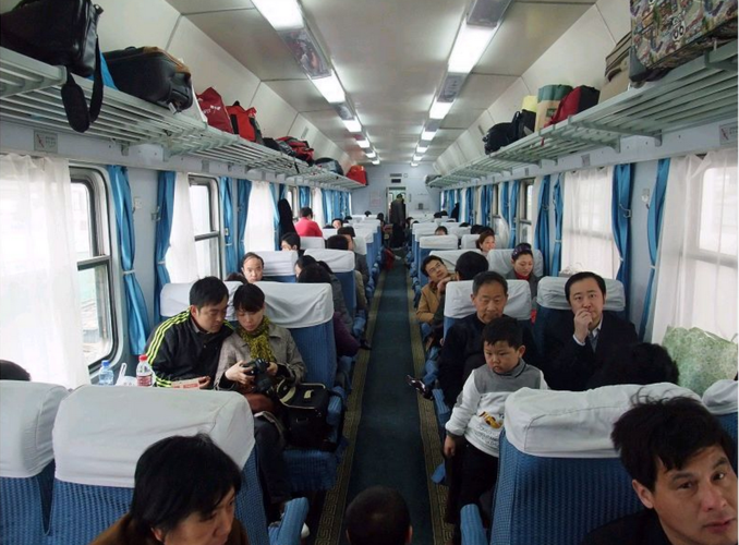 火车票的硬座和软座有什么区别