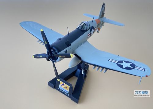 美国空军f4u-4海盗战斗机飞机模型小号手成品37240航模