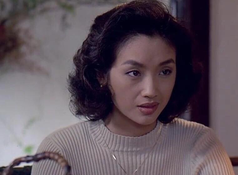 吴倩莲在李安的《饮食男女》中饰演独立女性.