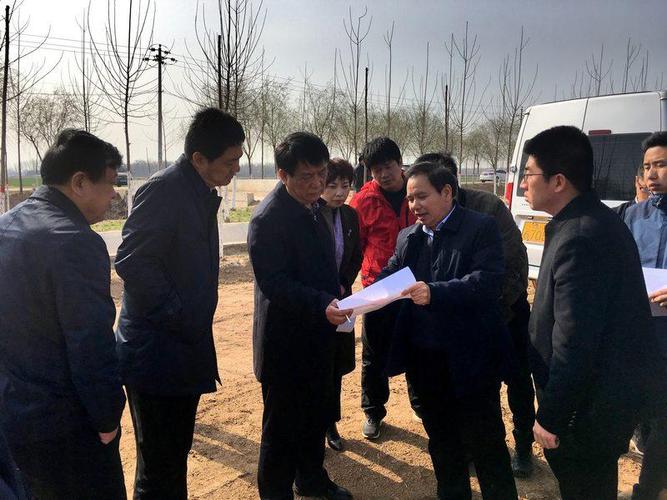 市政协副主席杜跃武深入到范县杨集乡,濮阳县白罡乡黄河大桥项目督导