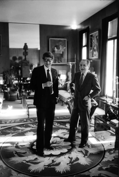 时尚设计师伊夫·圣罗兰和他的伴侣皮埃尔·贝尔热