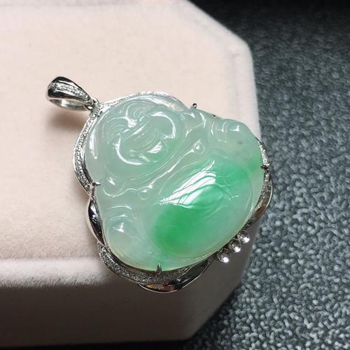 翡翠糯冰种飘翠18k金伴钻镶嵌佛公吊坠