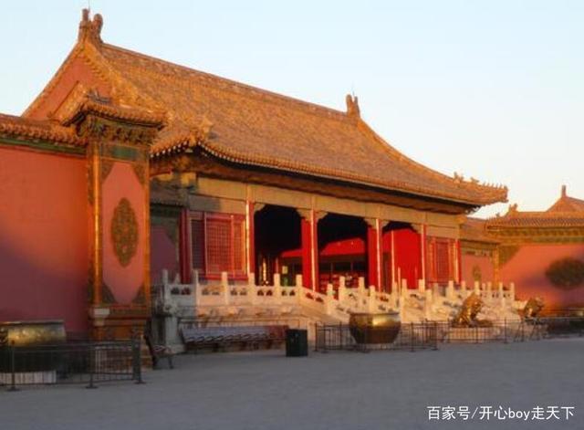 丁谓挖渠修复皇宫,原本15年的工程,他7年就完工,专家:高明