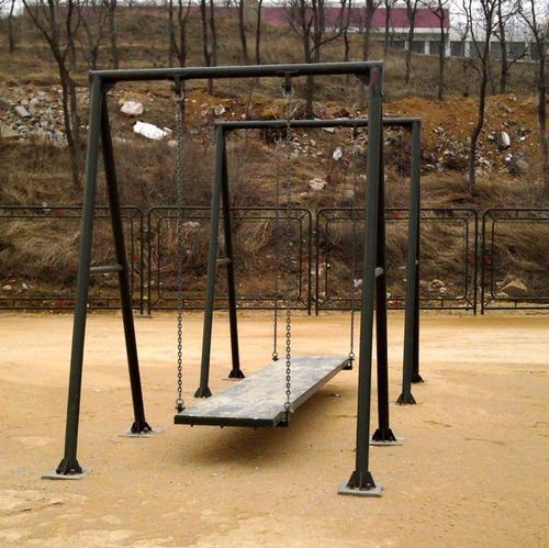 训练器材抗眩晕旋梯滚轮厂家