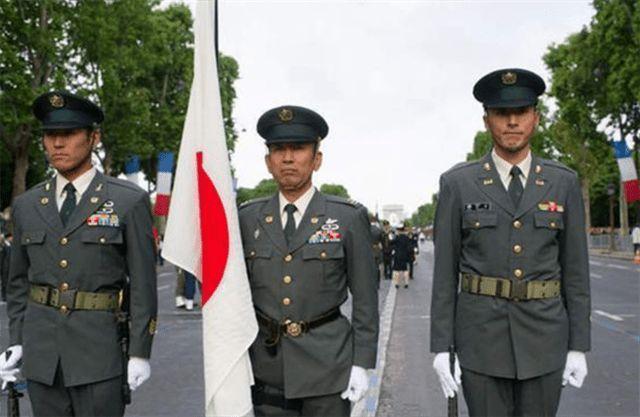 在日本25万人的自卫队里面,到底有多少华裔士兵?占比不小