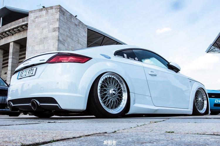 德系数据17寸日本bbs双片锻造super rs轮毂