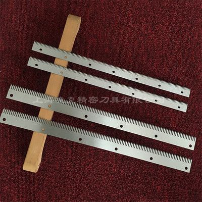 上海凌克厂家供应齿形刀片 定做锯齿长刀片 保鲜膜点断刀片