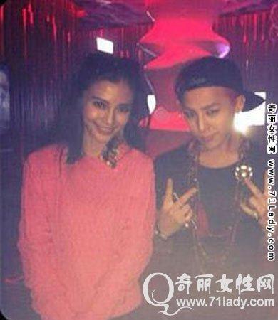杨颖抽烟以及以前龅牙照片,baby夜店坐权志龙大腿真的