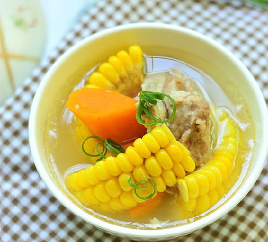 胡萝卜玉米汤
