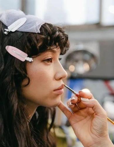 凸嘴女星调研报告木村光希家族凸为什么美不过泫雅钟楚曦