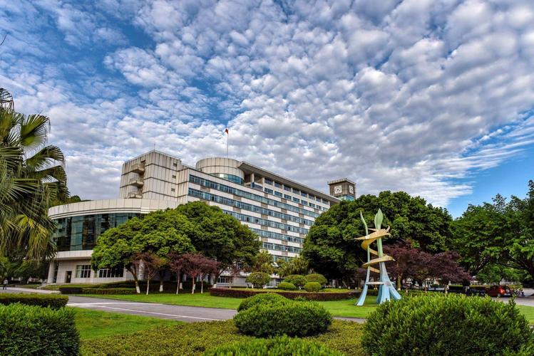 四川农业大学(雅安校区)开学返校花絮(贾斌摄影)