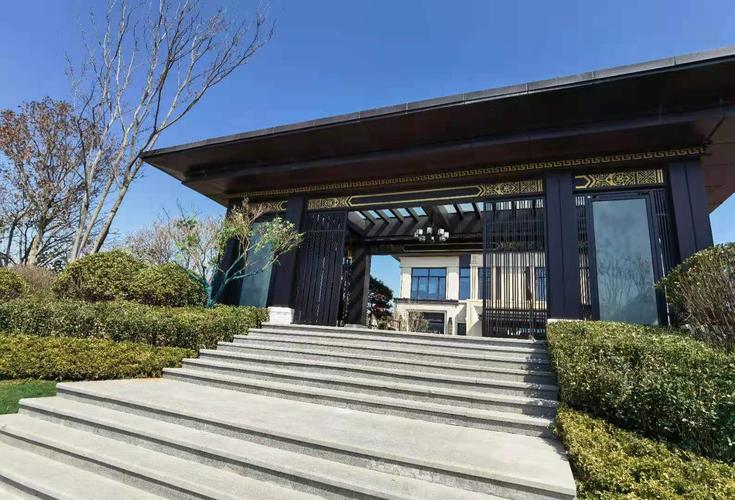 蓝光雍锦府封面
