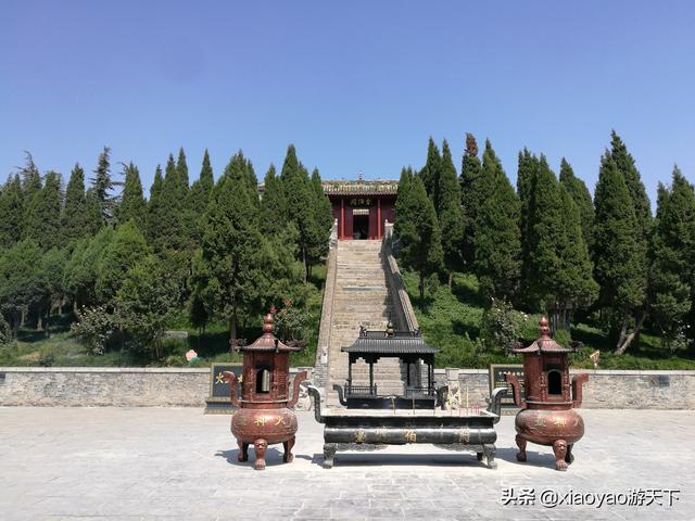 山东曹县火神台,为祭祀火正阏伯所建,迄今已有四千多年历史