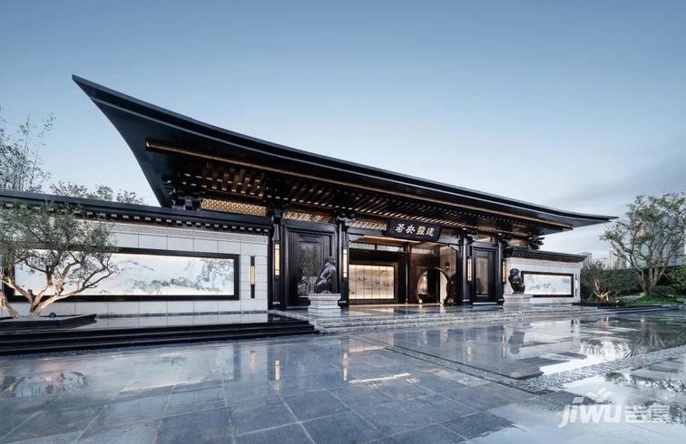 建发央著有一套独属自己的火爆公式