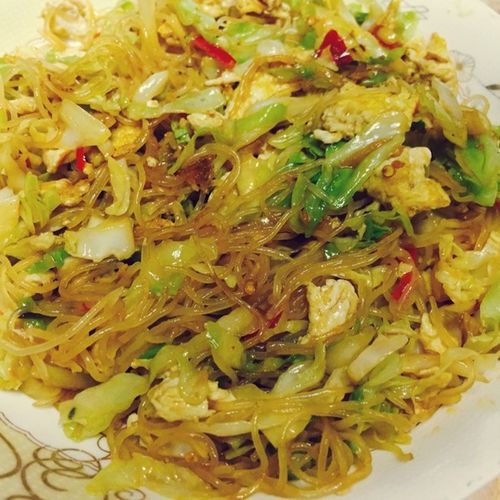 cherry妈妈做的包菜粉丝炒鸡蛋