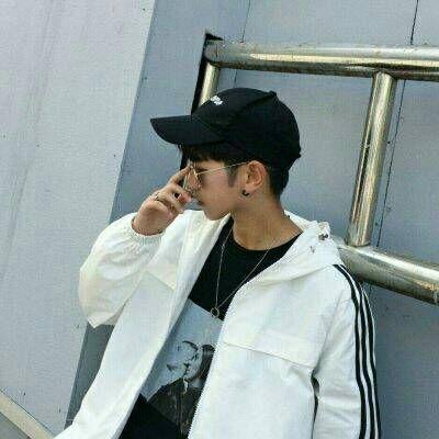 骗子盗用帅男头像