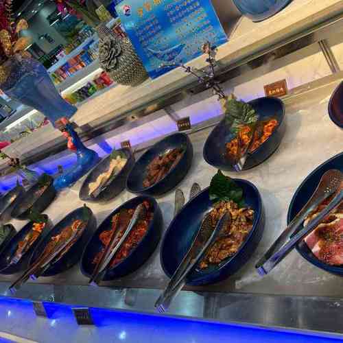 渔夫海鲜自助-"这家店就是步行街之前圣马燊那个店面的位置.