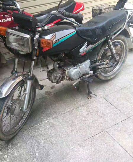 本田鹰仔100cc