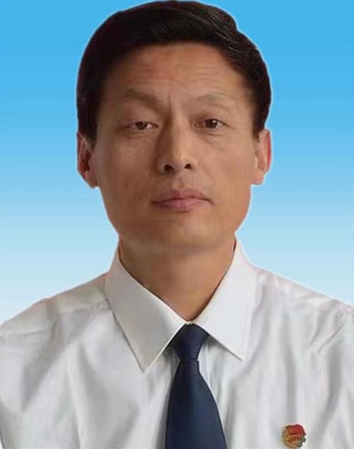 邹城市行政审批服务局领导班子成员及副科级干部工作分工
