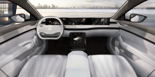 1000km续航 3.9s破百 智己l7预售价40.88万元
