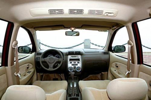 一汽吉林大发森雅内饰的设计相当朴素