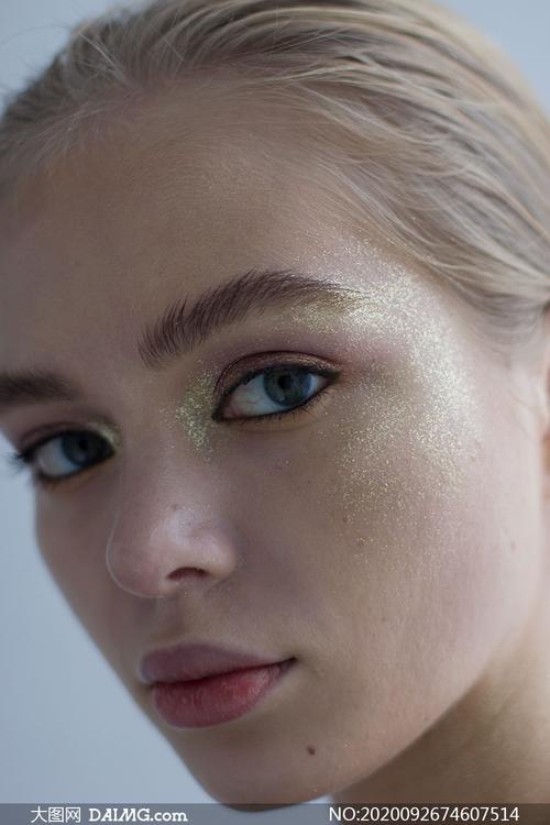 欧美人物妆面近景特写摄影原片素材