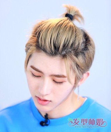 你说你头发太短不好扎起来 但男生短发都能扎的造型没道理你不能用