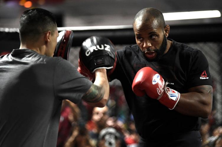 ufc214赛前公开训练集锦
