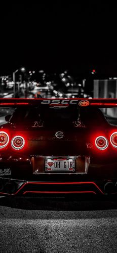 黑色战神gtr壁纸