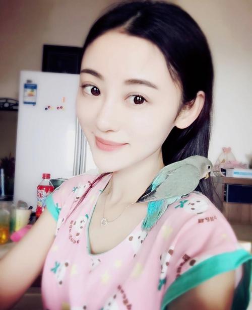 年仅26岁女演员《徐婷》