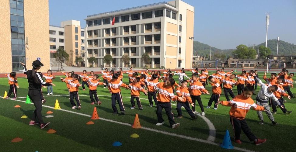 百舸争流千帆竞,乘风破浪正远航——记2018年春季尚格小学教师公开课