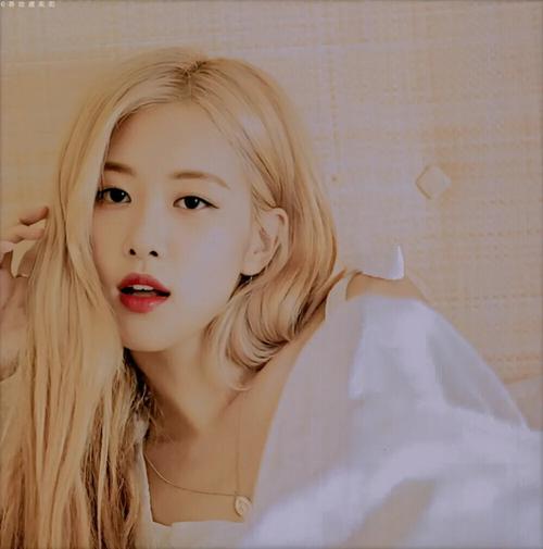 朴彩英头像