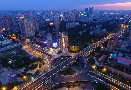 郑州市代市长首提"加大楼市调控力度"释放啥信号?