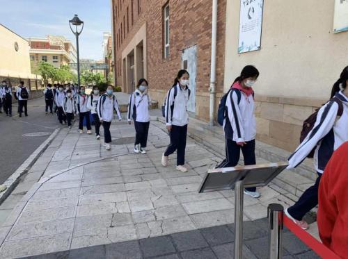 云南省中学,中职逐一评估 达到开学要求的学校20日开学