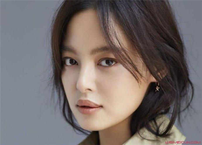 辛芷蕾嘴巴是兔唇吗辛芷蕾的嘴唇好奇怪和宋慧乔嘴很像吗